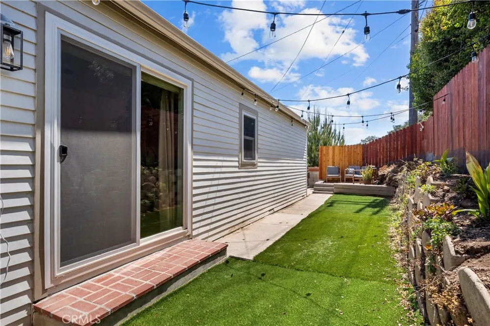 284 Heavenly Valley Newbury Park, CA 91320