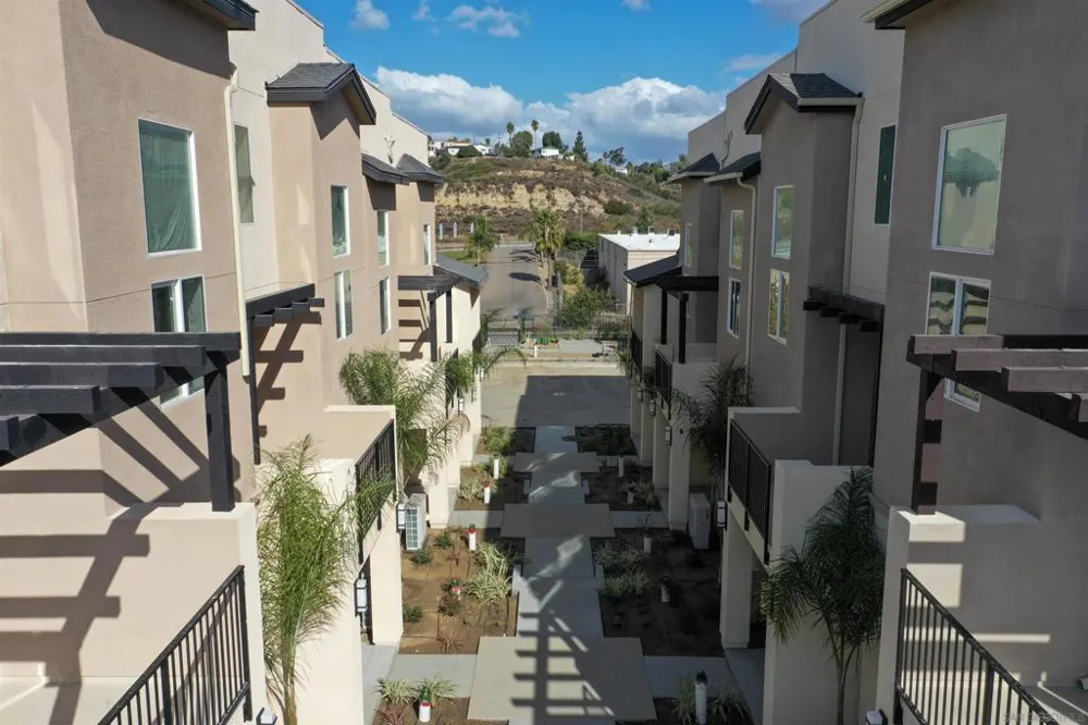5282 Naranja #3 San Diego, CA 92114
