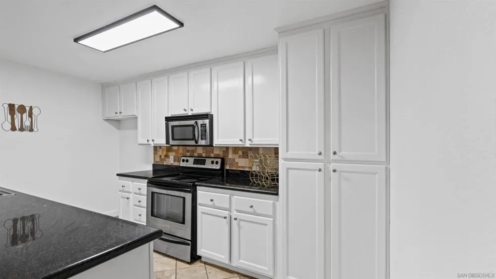 9860 Dale Avenue #C4 Spring Valley, CA 91977