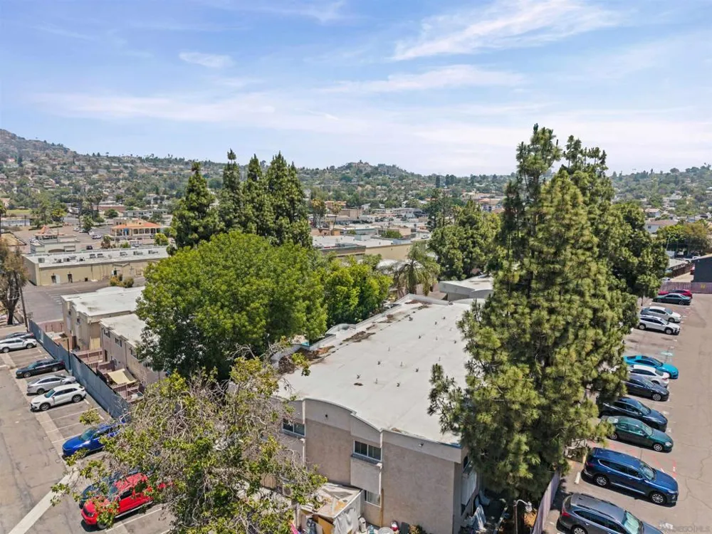 9860 Dale Avenue #C4 Spring Valley, CA 91977