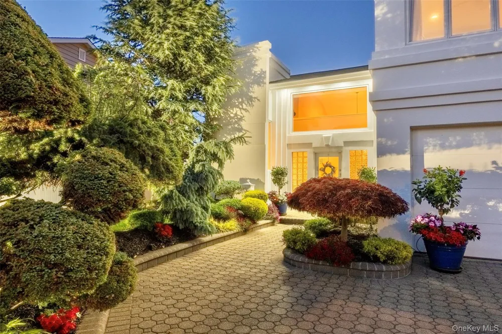 3367 Jason Court Bellmore, NY 11710