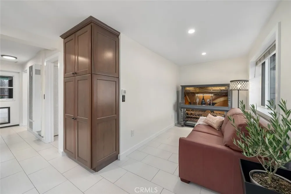 214 Boeker Avenue Pismo Beach, CA 93449