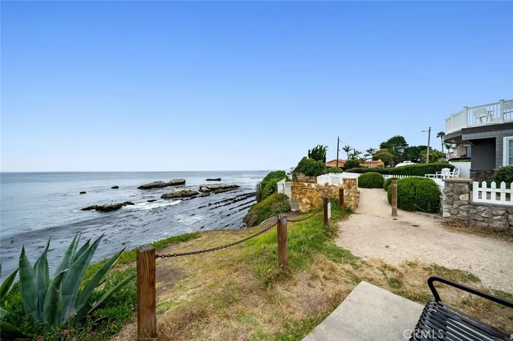 214 Boeker Avenue Pismo Beach, CA 93449