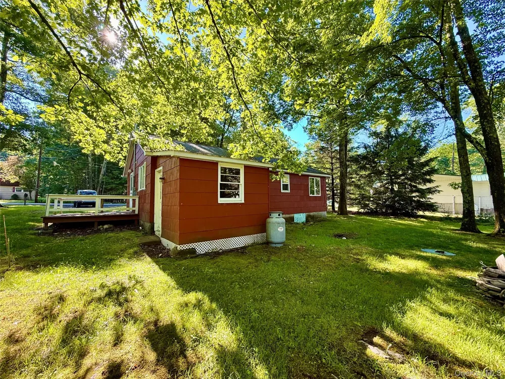 148 Lakeview Drive Road Highland Lake, NY 12743