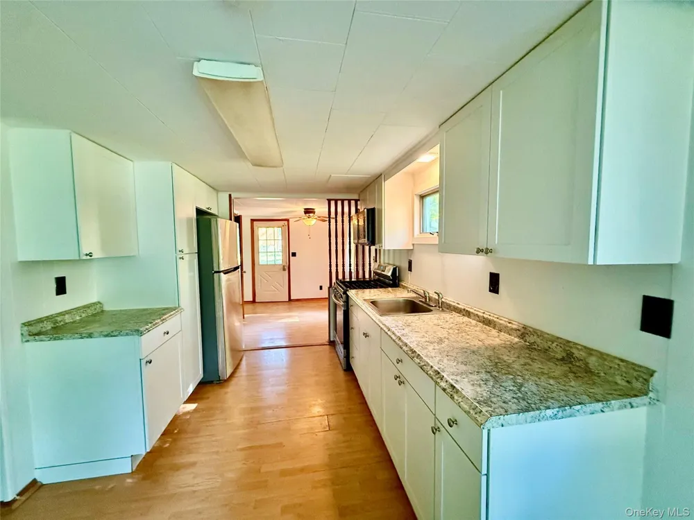 148 Lakeview Drive Road Highland Lake, NY 12743