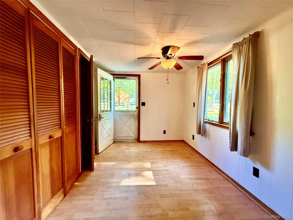 148 Lakeview Drive Road Highland Lake, NY 12743