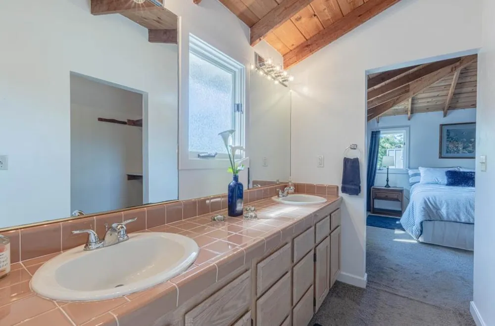 3239 Serra Avenue Carmel, CA 93923