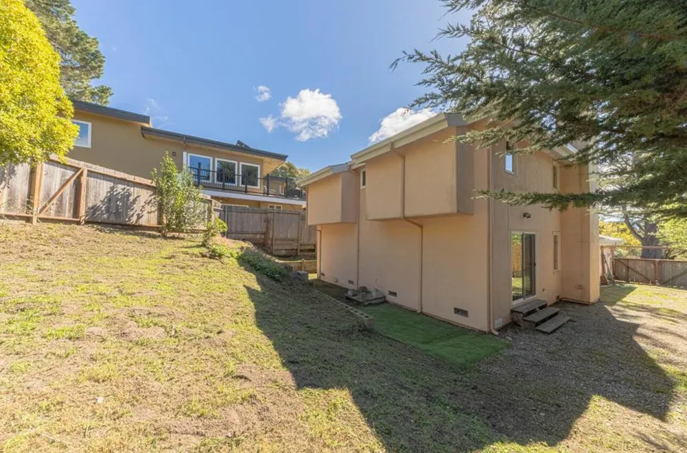 3239 Serra Avenue Carmel, CA 93923