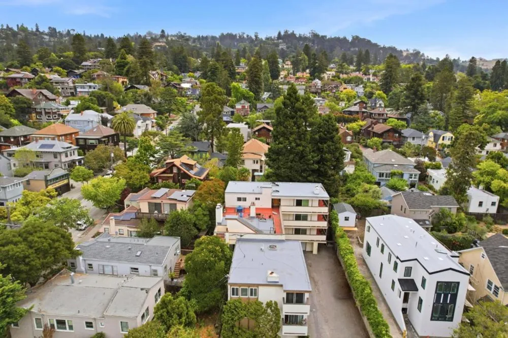 1409 Oxford Street #5 Berkeley, CA 94709