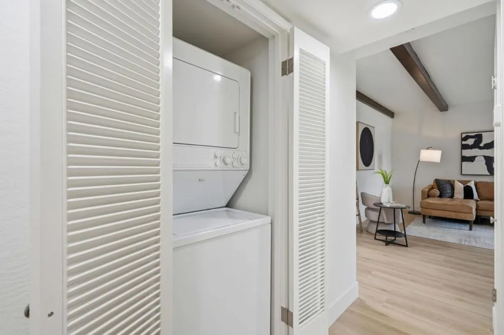 1409 Oxford Street #5 Berkeley, CA 94709