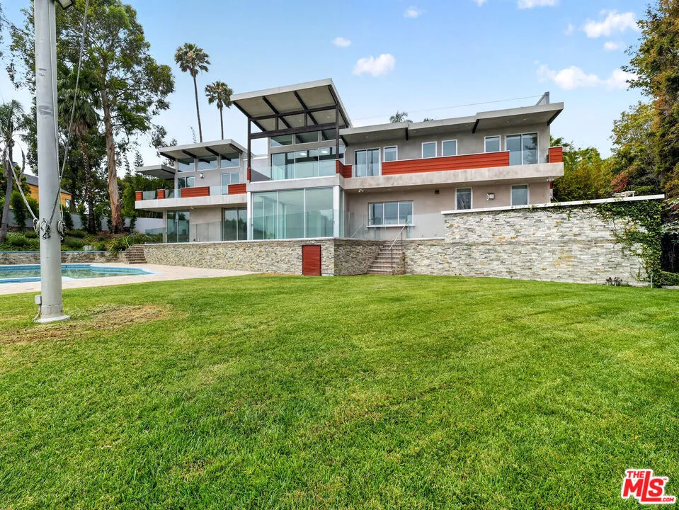 770 Paseo Miramar Pacific Palisades, CA 90272