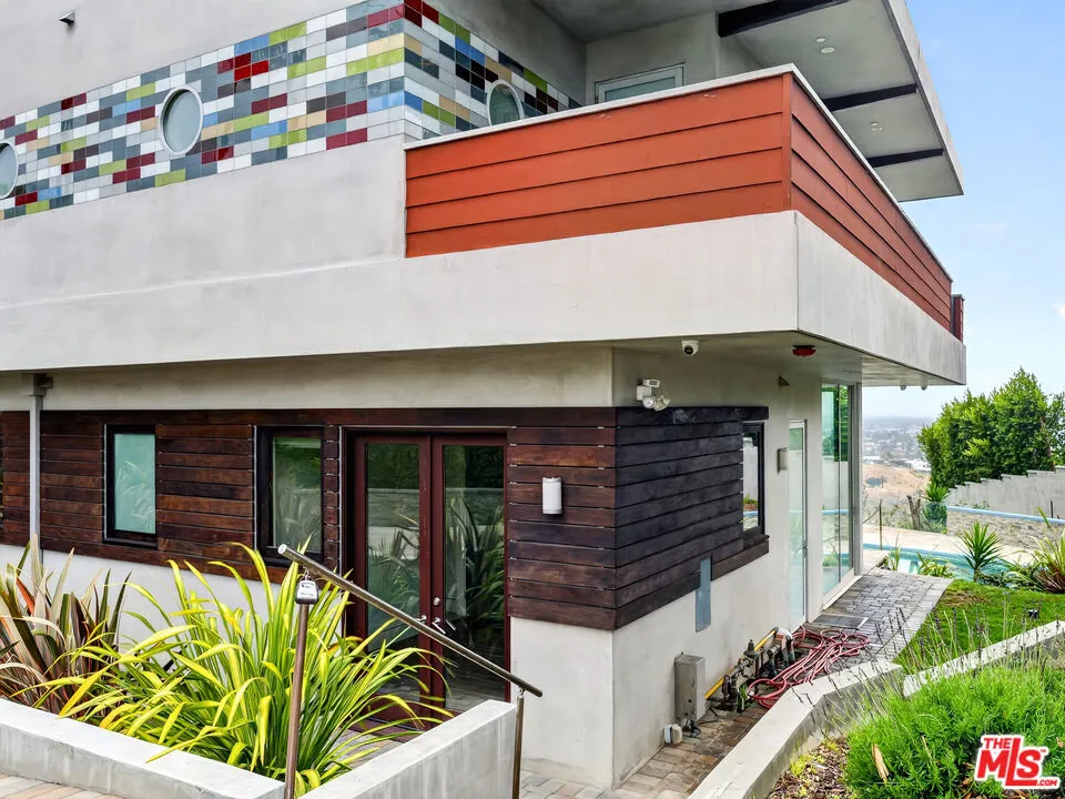 770 Paseo Miramar Pacific Palisades, CA 90272