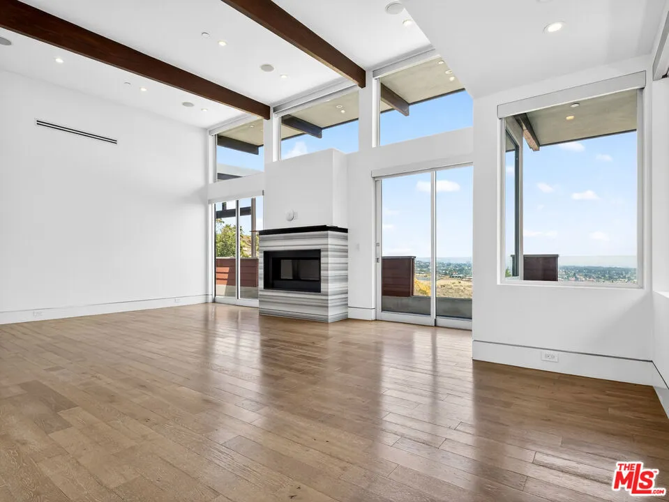 770 Paseo Miramar Pacific Palisades, CA 90272
