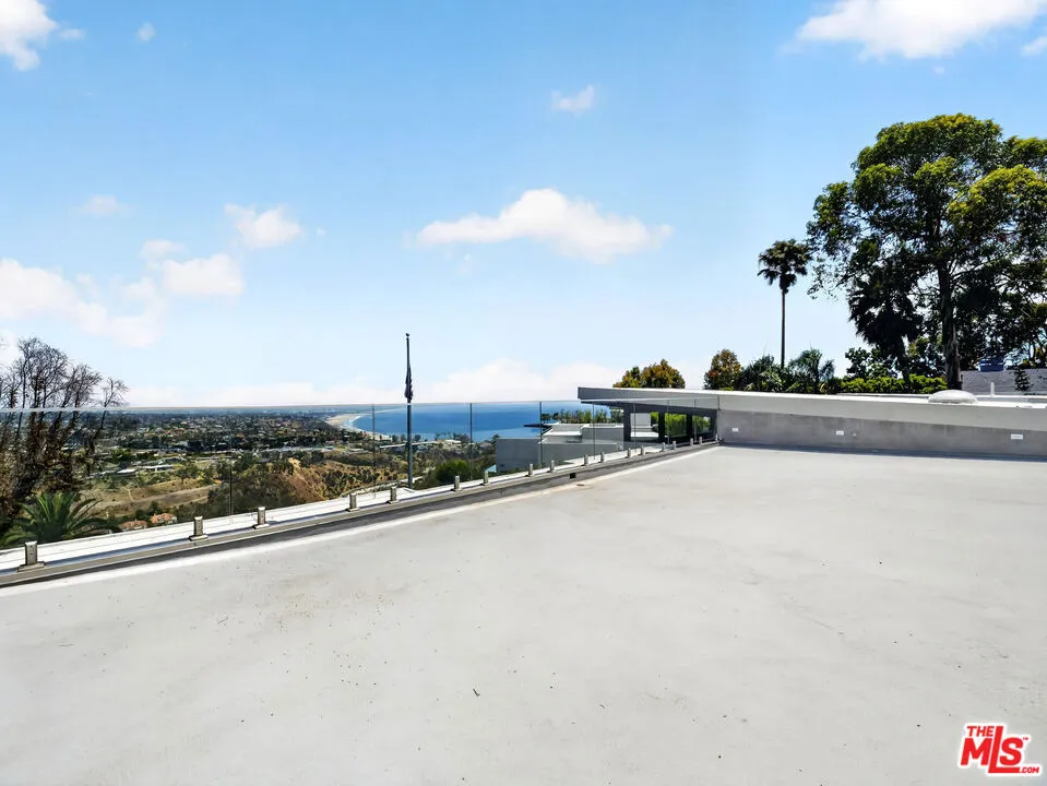 770 Paseo Miramar Pacific Palisades, CA 90272