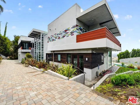 770 Paseo Miramar