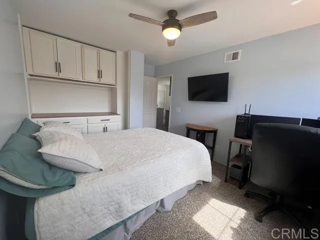 1967 Spanish Oak Way Vista, CA 92081
