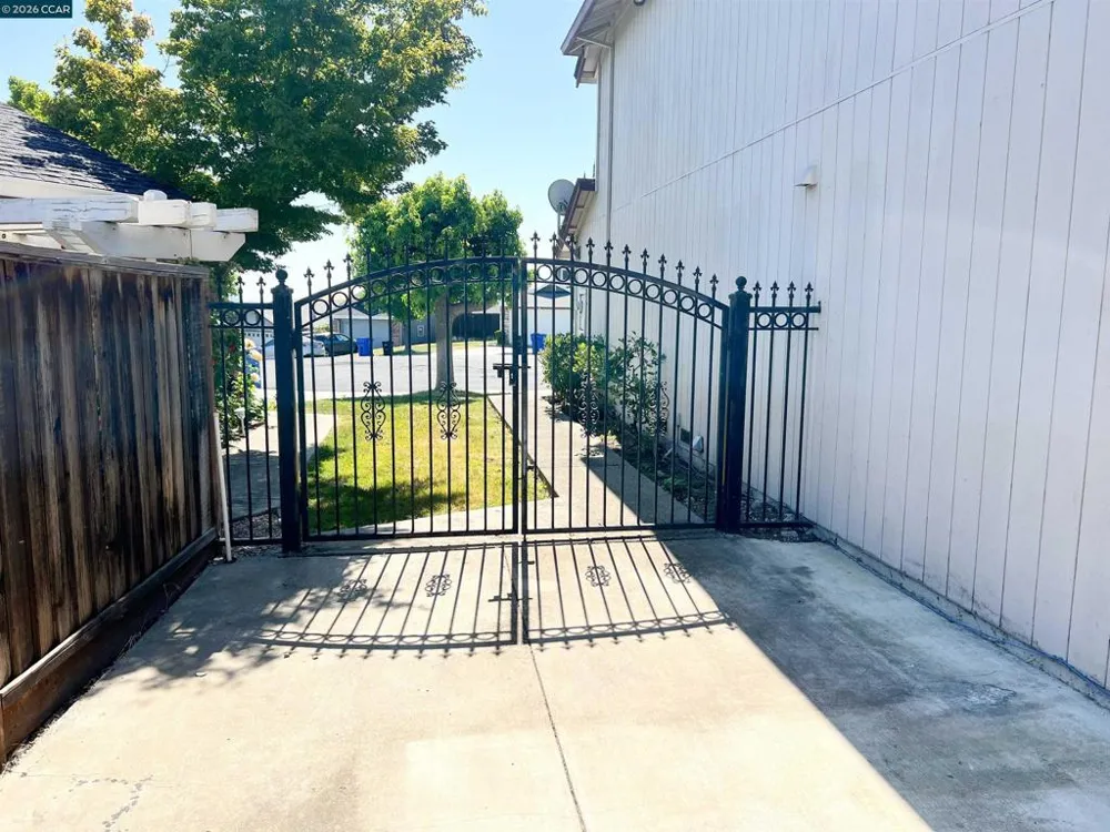 150 Pico Pl Bay Point, CA 94565