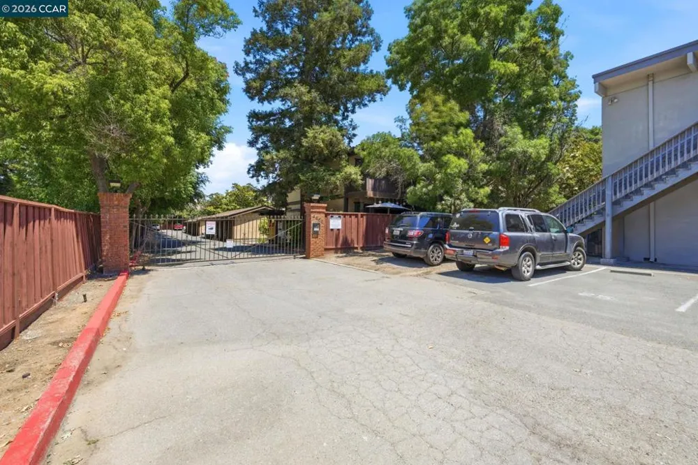 4805 Clayton Rd #12 Concord, CA 94521