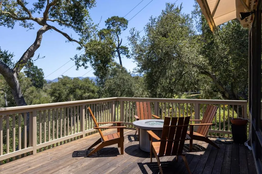 24875 Carmel Hills Drive Carmel, CA 93923