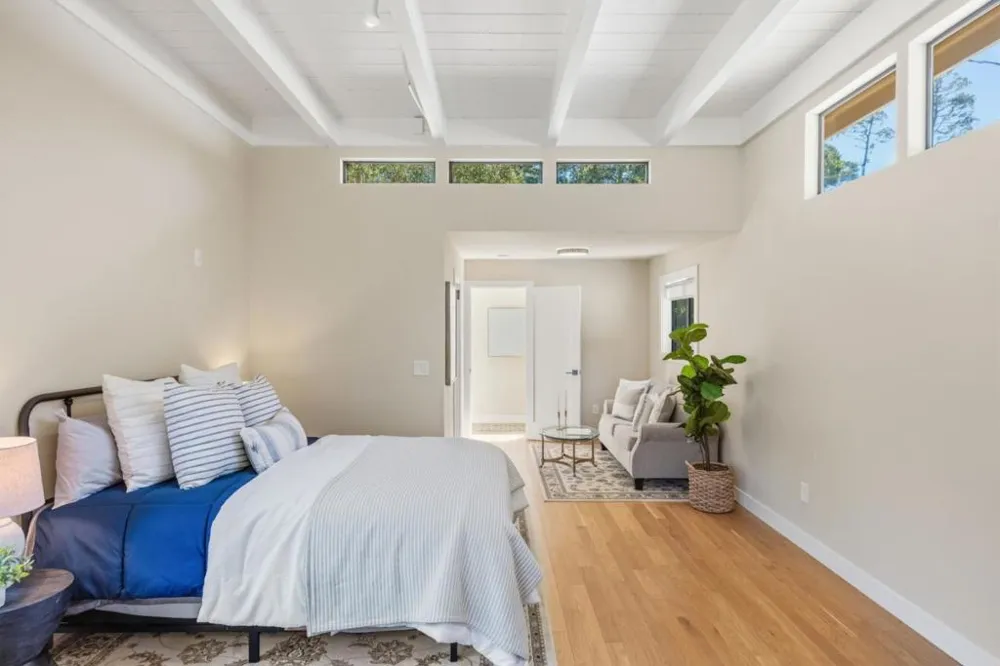 24875 Carmel Hills Drive Carmel, CA 93923