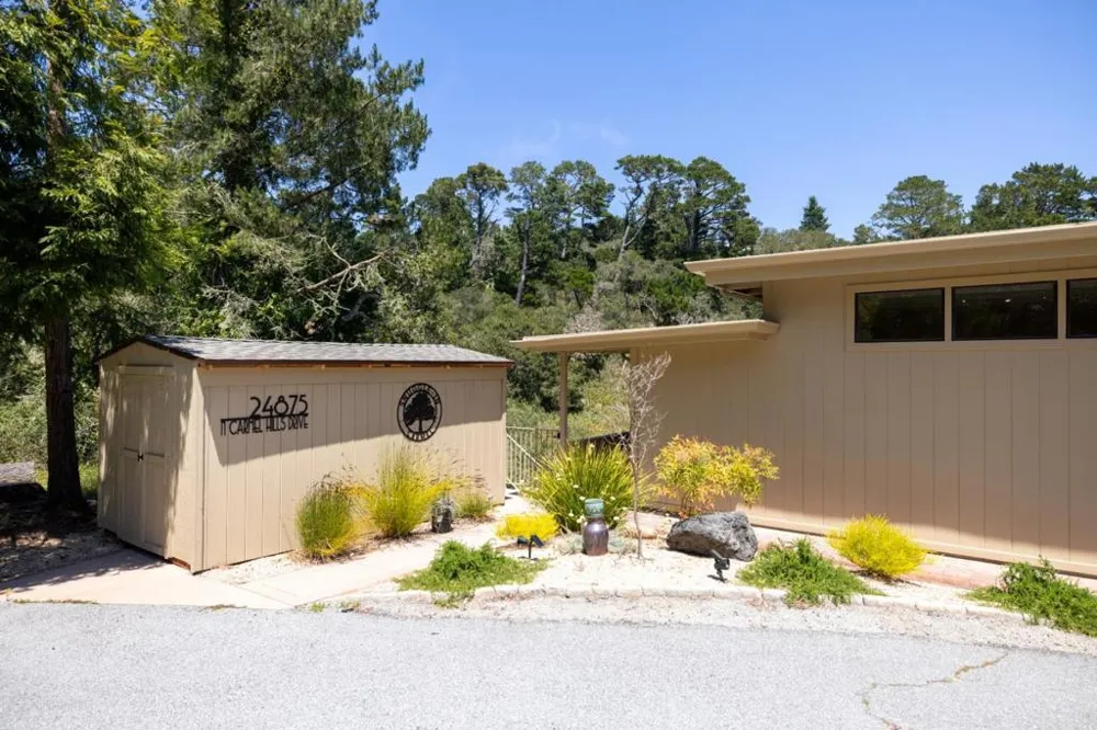 24875 Carmel Hills Drive Carmel, CA 93923
