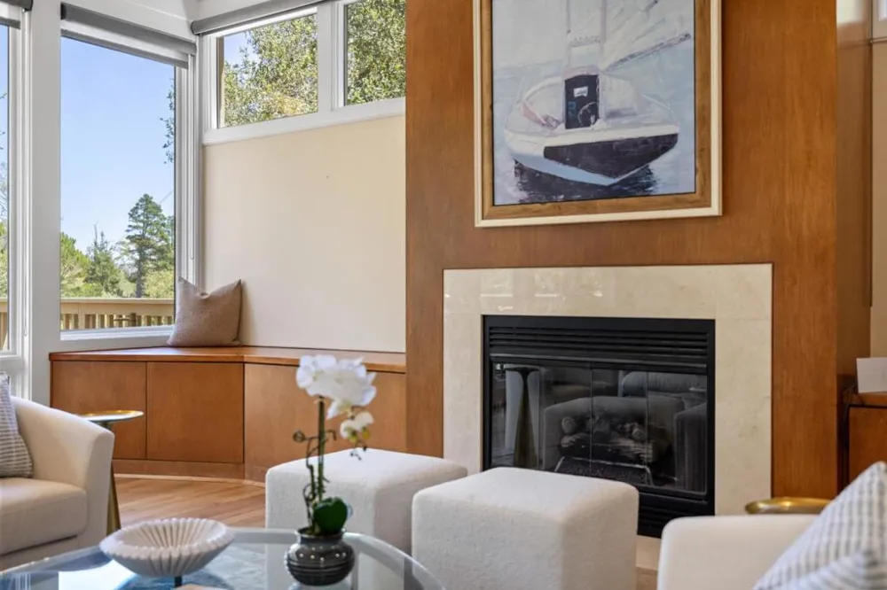 24875 Carmel Hills Drive Carmel, CA 93923