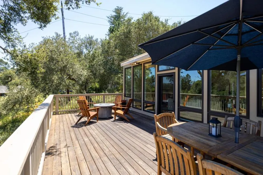 24875 Carmel Hills Drive Carmel, CA 93923