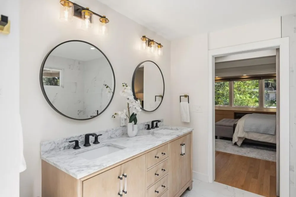 24875 Carmel Hills Drive Carmel, CA 93923