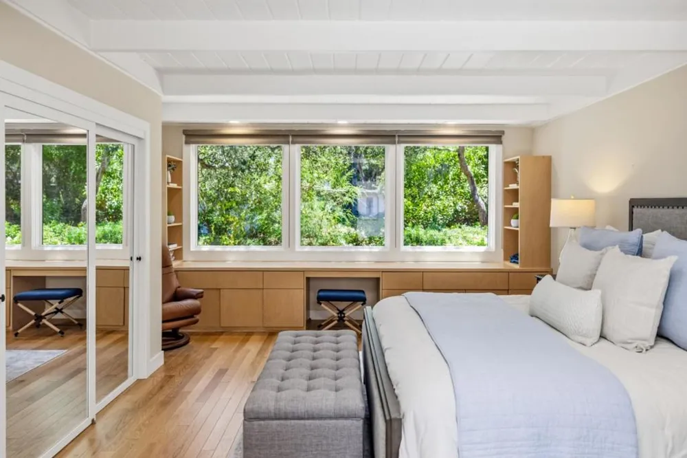 24875 Carmel Hills Drive Carmel, CA 93923