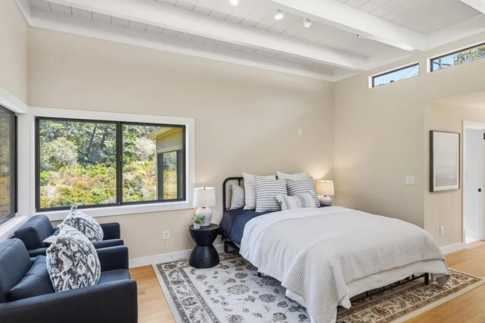 24875 Carmel Hills Drive Carmel, CA 93923