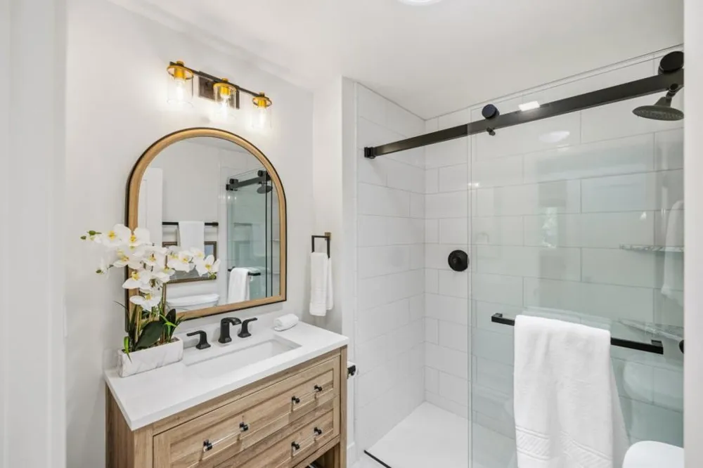 24875 Carmel Hills Drive Carmel, CA 93923