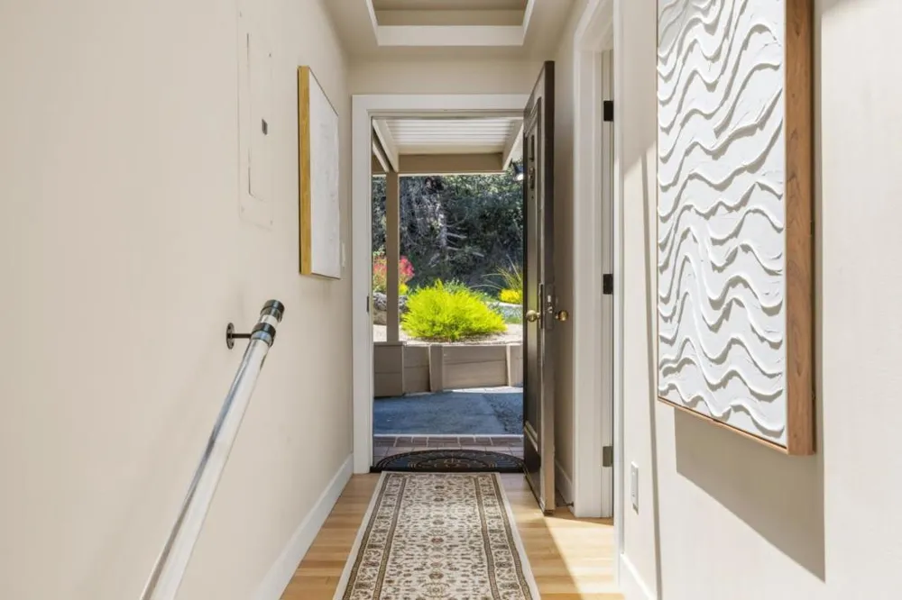 24875 Carmel Hills Drive Carmel, CA 93923