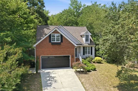 425 Turnberry Drive