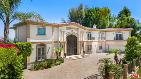 18047 Karen Drive