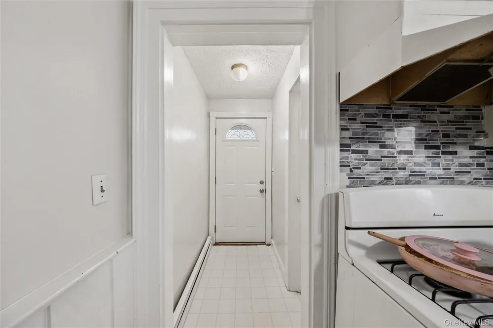 19 W Maple Avenue Suffern, NY 10901