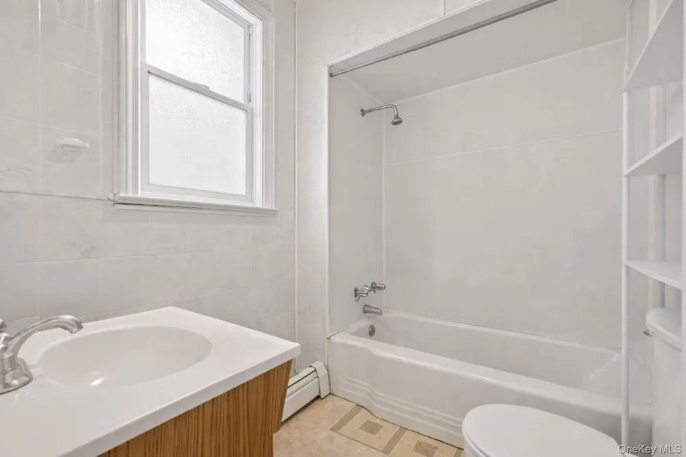 19 W Maple Avenue Suffern, NY 10901