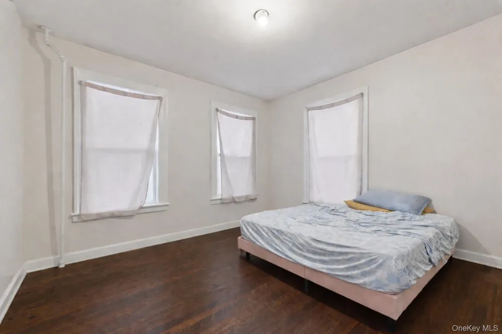 19 W Maple Avenue Suffern, NY 10901