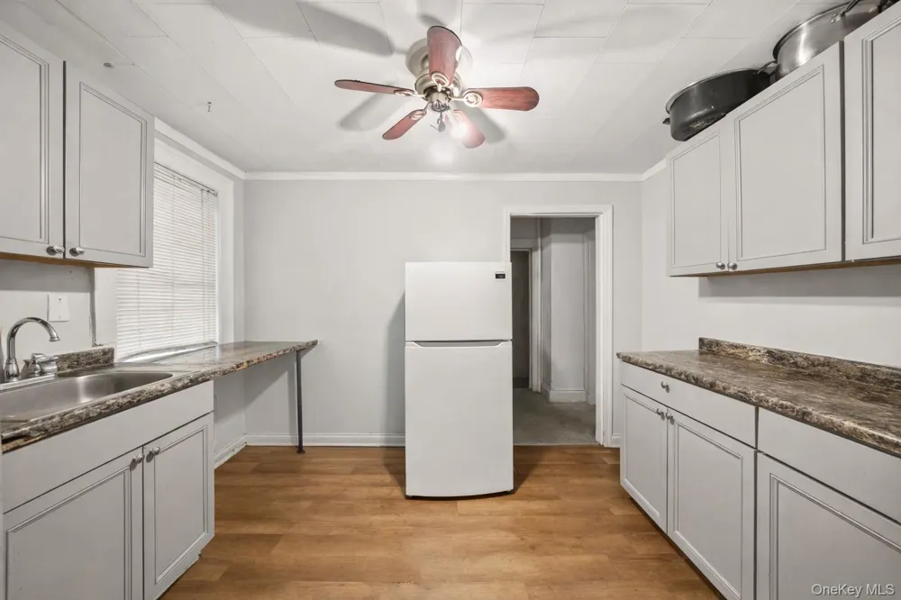 19 W Maple Avenue Suffern, NY 10901