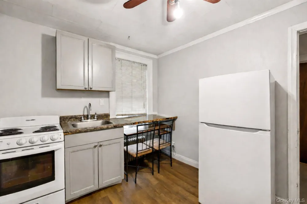 19 W Maple Avenue Suffern, NY 10901