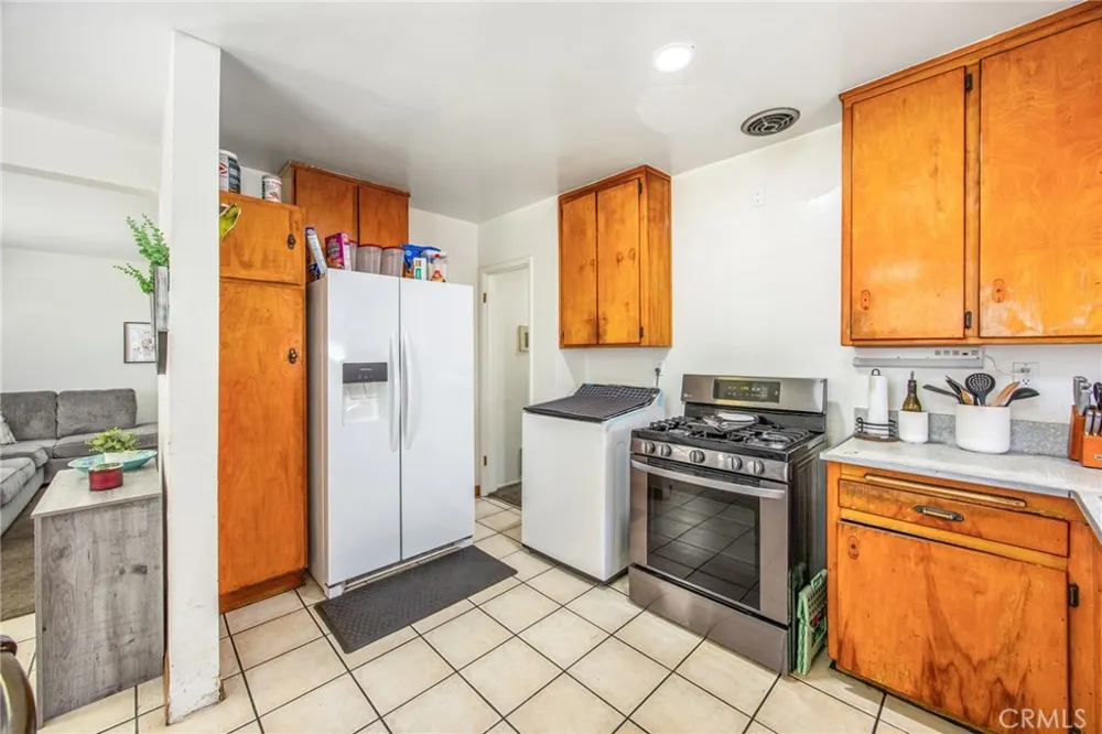 4753 Orange Pico Rivera, CA 90660
