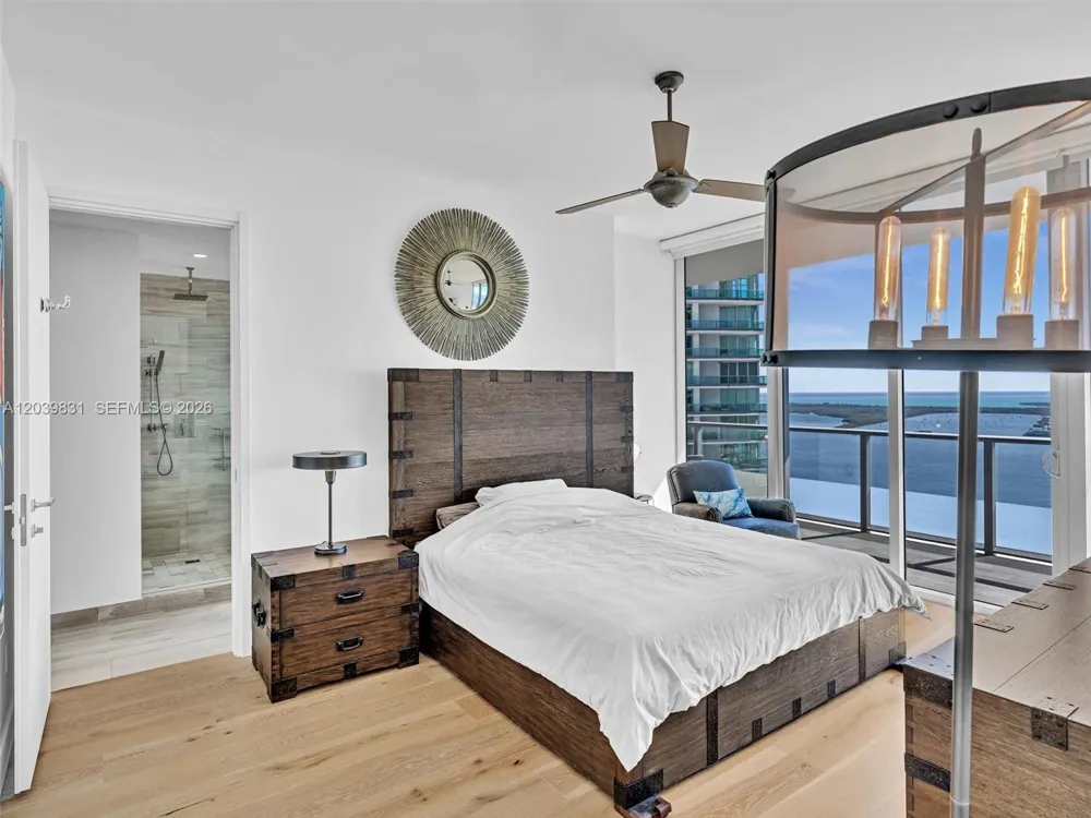 1300 E Brickell Bay Dr #4202 Miami, FL 33131
