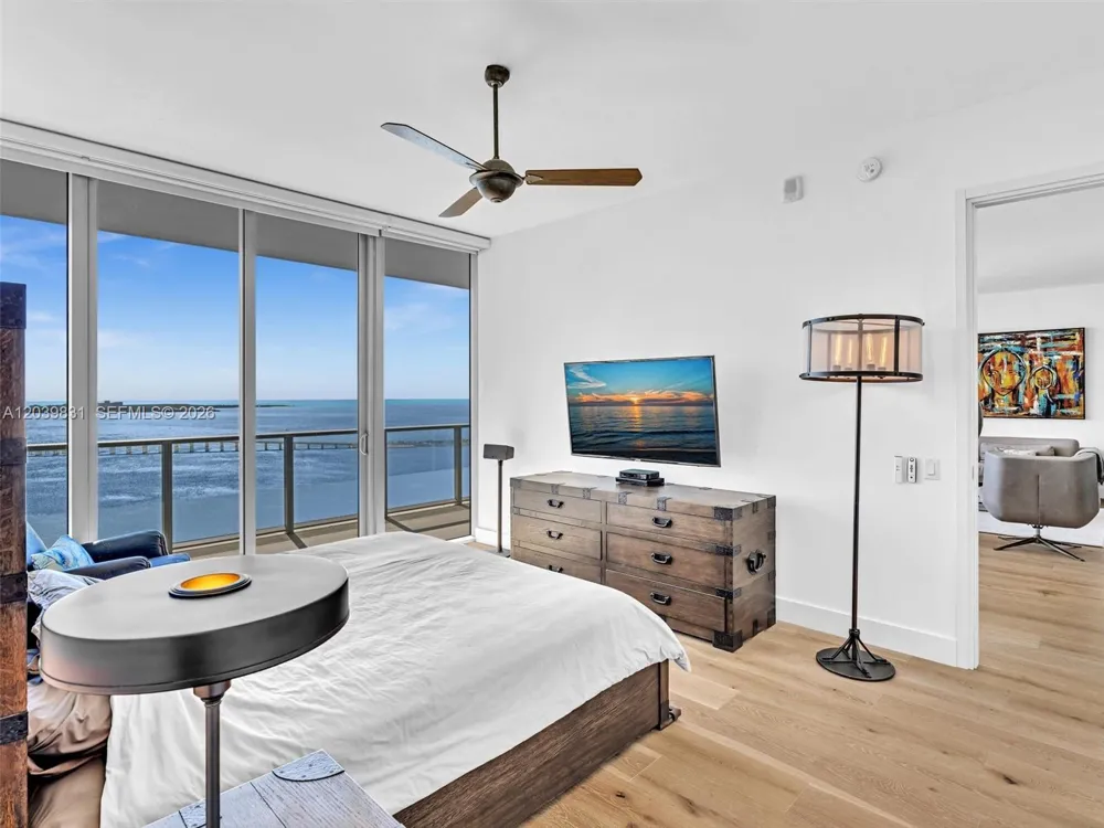 1300 E Brickell Bay Dr #4202 Miami, FL 33131