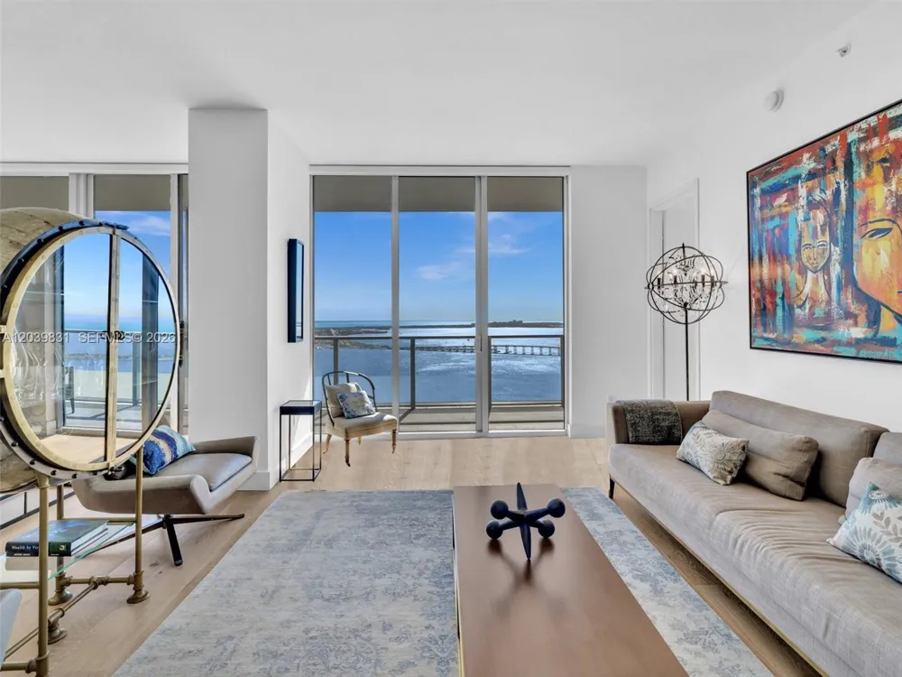 1300 E Brickell Bay Dr #4202 Miami, FL 33131