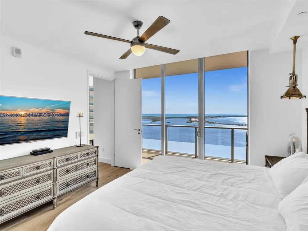 1300 E Brickell Bay Dr #4202 Miami, FL 33131