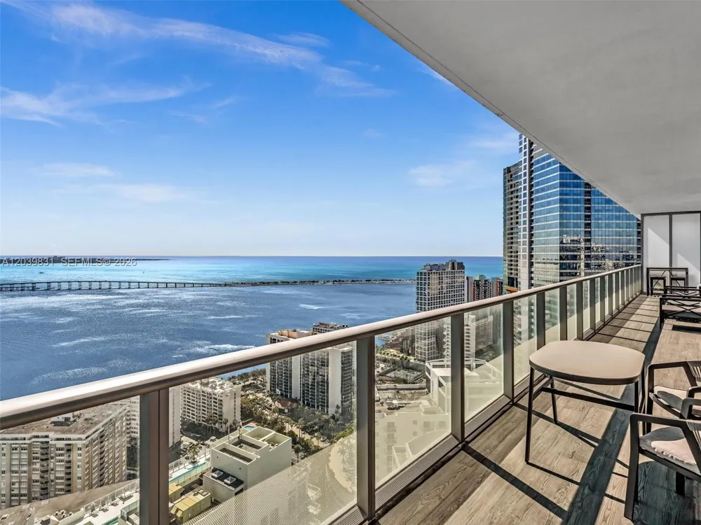 1300 E Brickell Bay Dr #4202 Miami, FL 33131
