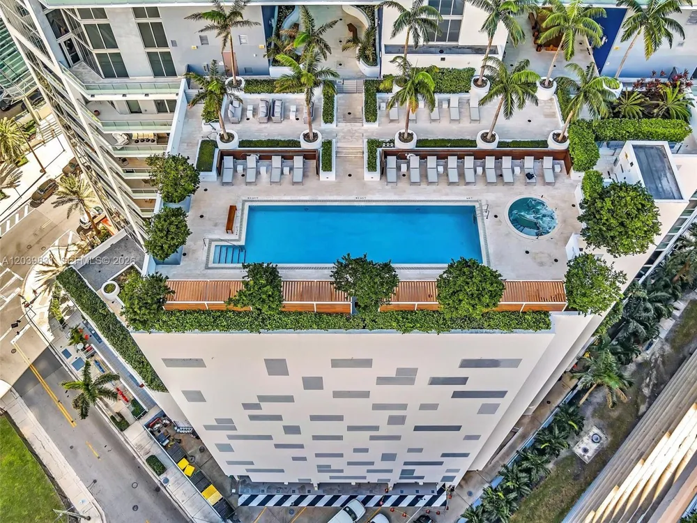 1300 E Brickell Bay Dr #4202 Miami, FL 33131