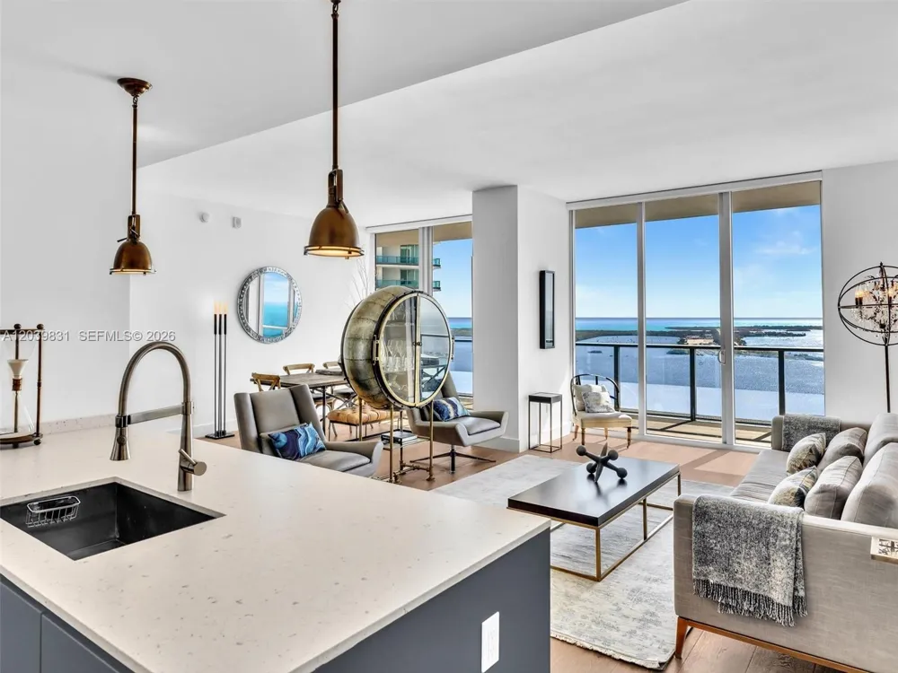 1300 E Brickell Bay Dr #4202 Miami, FL 33131
