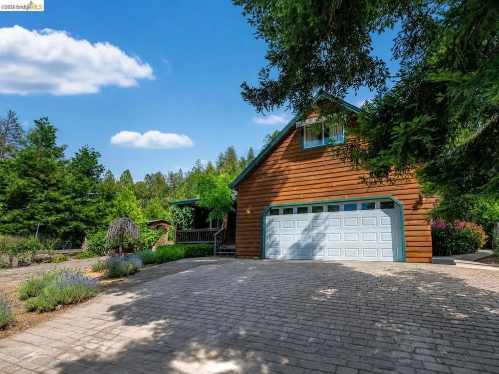 22401 Ridge Road Twain Harte, CA 95383