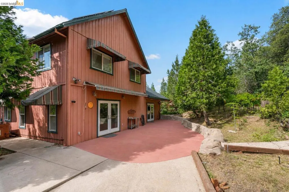 22401 Ridge Road Twain Harte, CA 95383