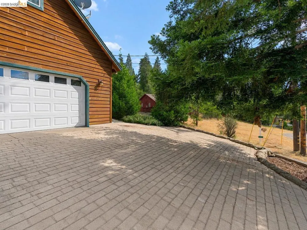 22401 Ridge Road Twain Harte, CA 95383